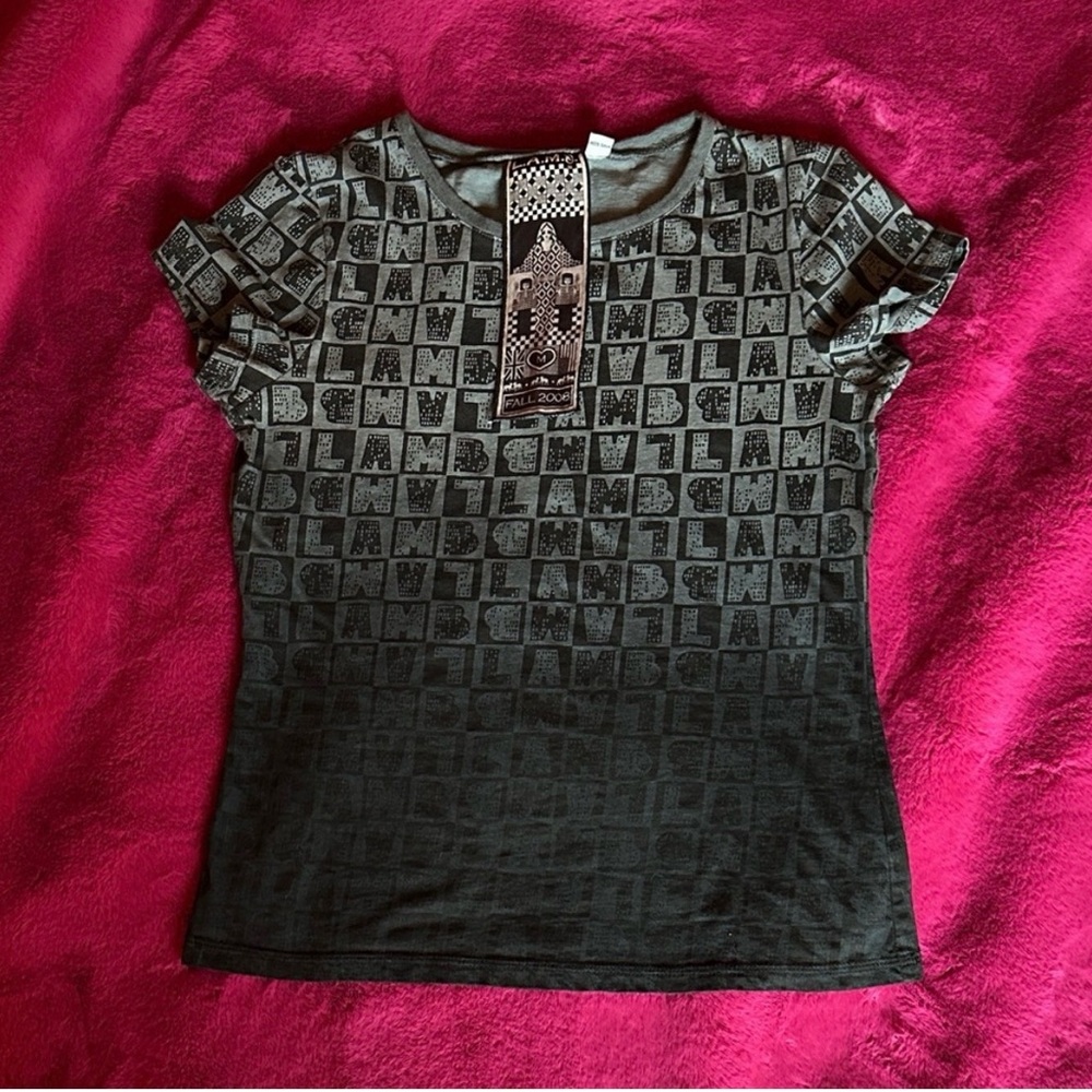 ✨🆕BNWOT!RARE!Fall 2008 L.A.M.B. Black and Gray Graphic Tee Sz M!
